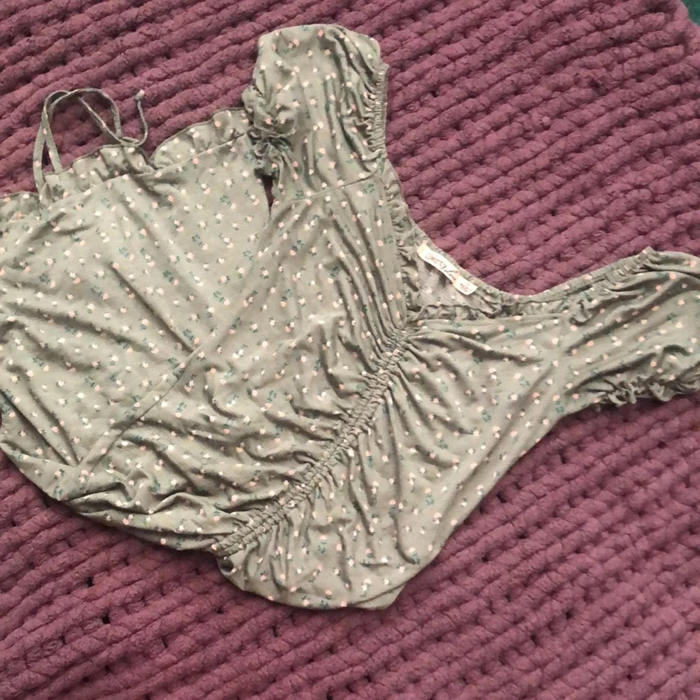Dress - Picture 4 of 4